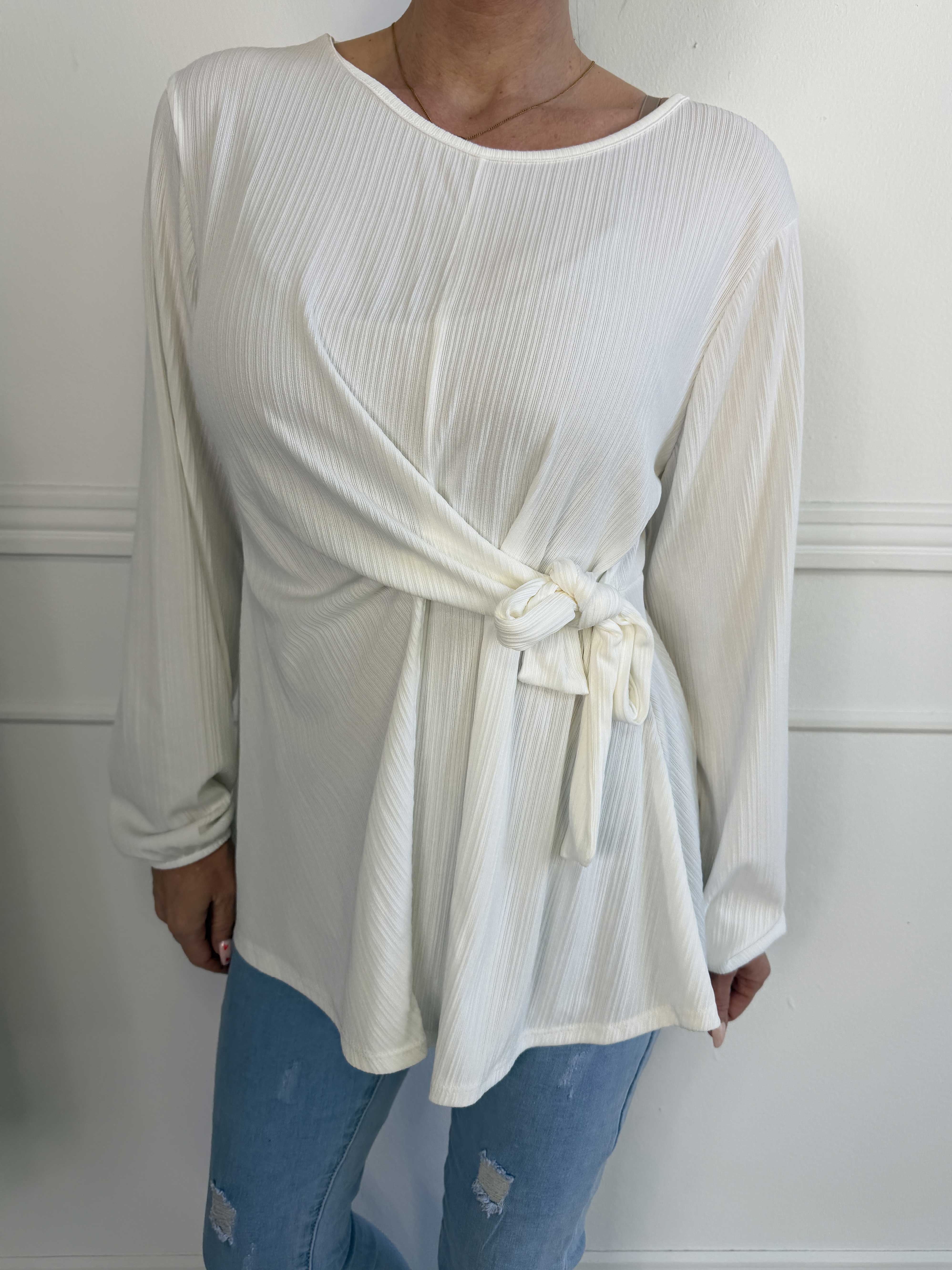 Katie - Sød langærmet tunika med fin sløjfedetalje foran